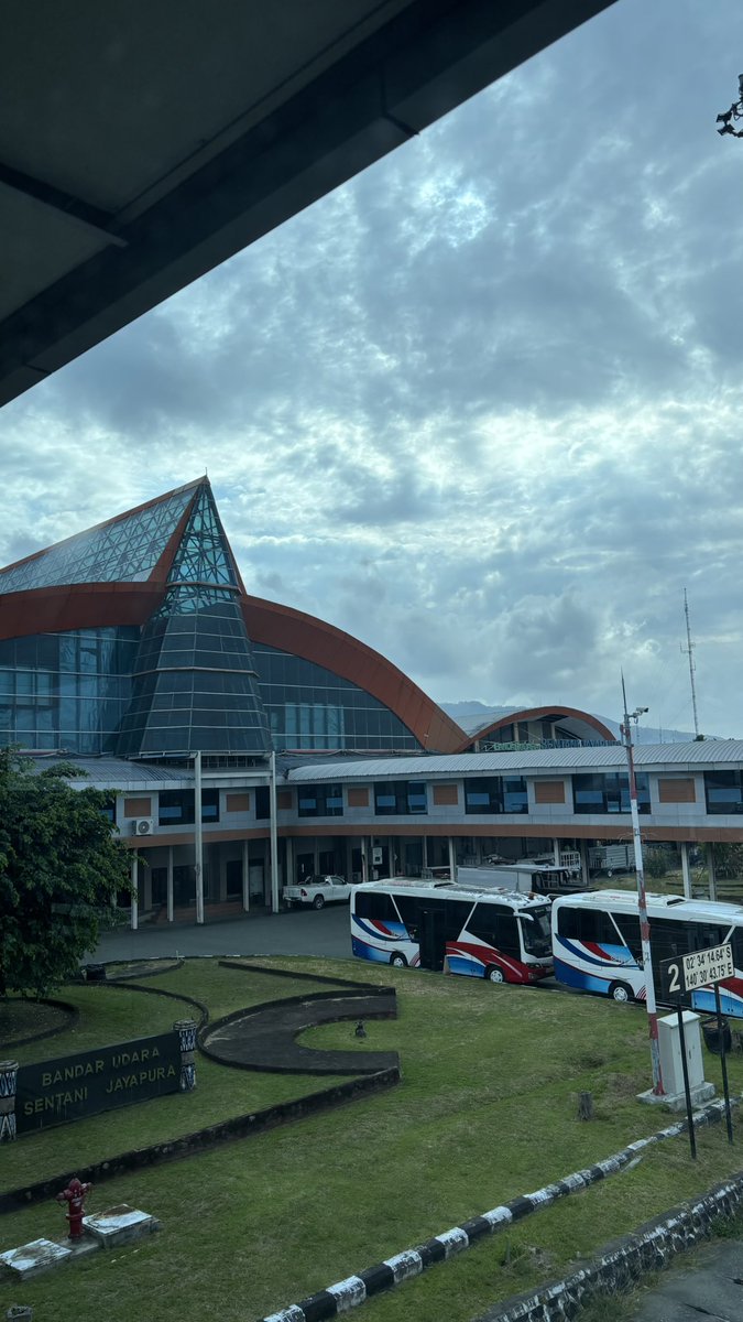 chebawsa's tweet photo. bye jogja kangen bgt https://t.co/F6l436QVur