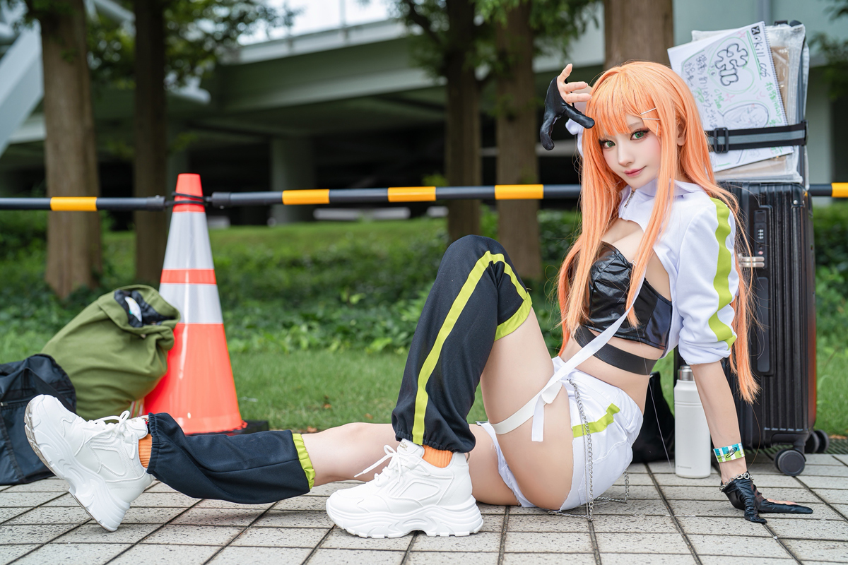 INSIDEjp's tweet photo. 【コスプレ】まるでフィギュアな美脚とポージングが完璧！大きな瞳の『学マス』紫雲清夏の美女レイヤーがとにかく可愛かった【写真9枚】
https://t.co/VkvDebawwU https://t.co/QorXC79zen