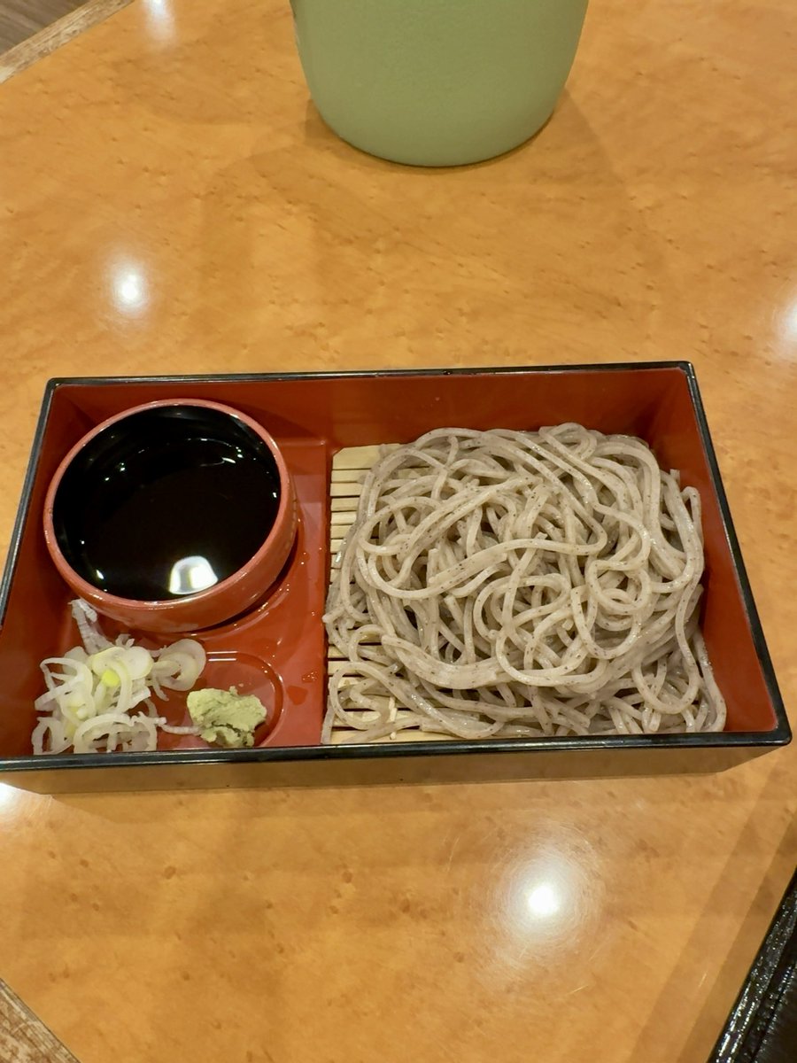 highrock_x's tweet photo. ディナー

炭火焼き 鶏ハラミガーリックライス小そば付
グリーンサラダ

1,100円
100円

ごちそうさまでした😋

#ランチ
#ステーキ 
#テンダーハウスプラス
#TENDERHOUSEPlus https://t.co/QBUn6be02J