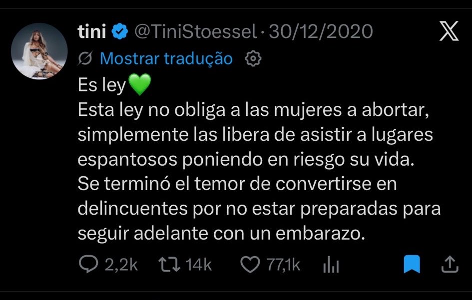acervytini's tweet photo. “É necessário um acervo se posicionar?”

A Tini vem há anos falando sobre os direitos das mulheres e da comunidade LGBTQIAPN+, aproveitando momentos em seus shows para falar com seu público. Além disso, já demonstrou seu posicionamento em relação ao governo de extrema-direita de Javier Milei. Após cortes orçamentários em universidades públicas, a tramitação de uma lei para venda de terras argentinas e o desmonte de conquistas de minorias sociais, ela usou suas redes sociais para compartilhar publicações que deixam clara sua posição política contrária a esses retrocessos.

Então, sim, é necessário se posicionar e usar nossa voz para falar sobre o futuro que queremos, pois temos a certeza de que nossa fav estaria deste lado, lutando por pautas como justiça social, direitos humanos e valorização dos trabalhadores.

#SeuArtistaSePosiciona
#FandomsComLula