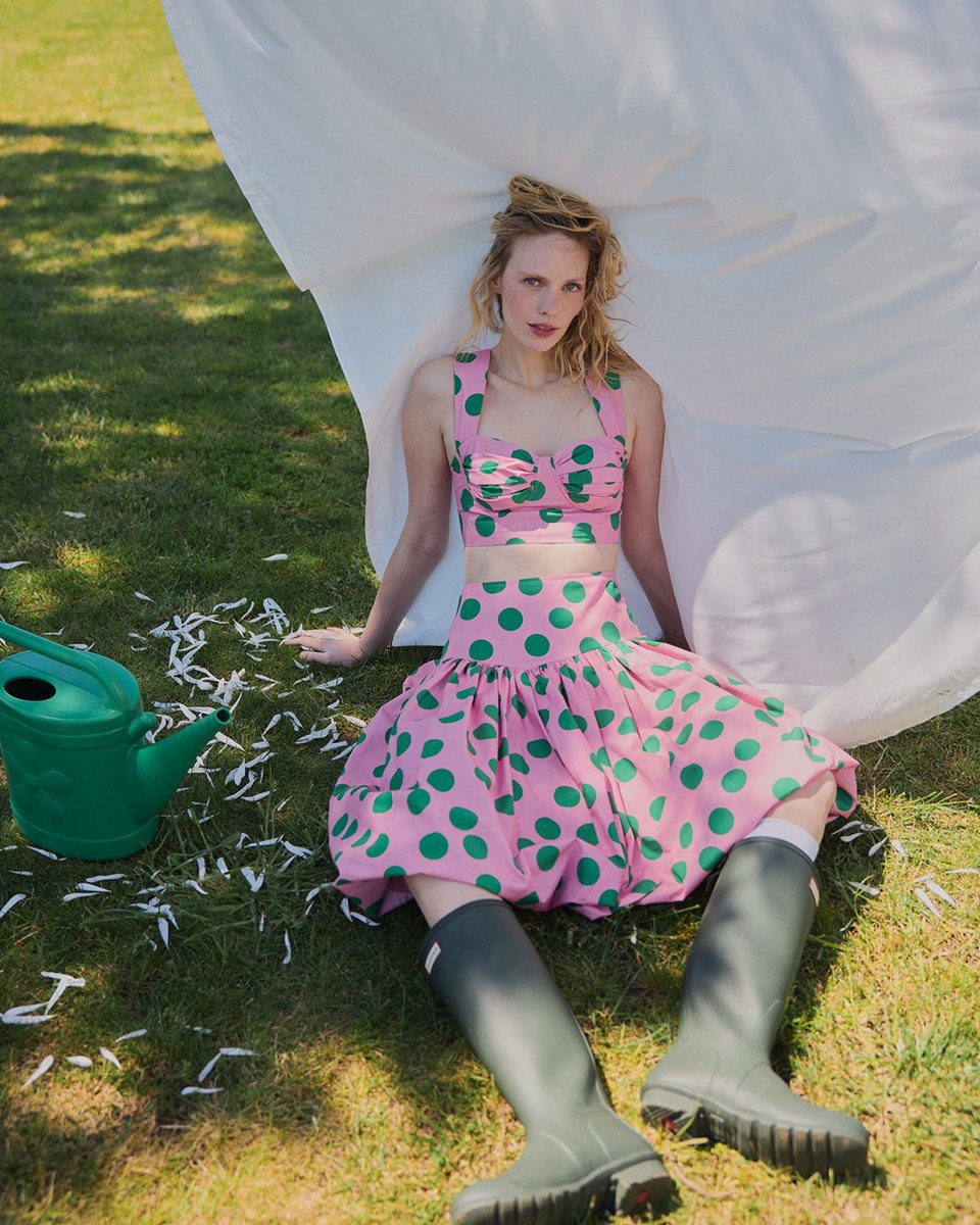 milagroncom's tweet photo. More colour. More personality.

Belle Marguerite Studio brings a playful side to femininity with bold prints, romantic details and silhouettes that know how to make an impression. From statement skirts to corset tops and silk touches, dressing up has never felt this fun.

Belle Marguerite Studio — made for a little more joy.

#bellemargueritestudio #milagron #betweenyouandmi