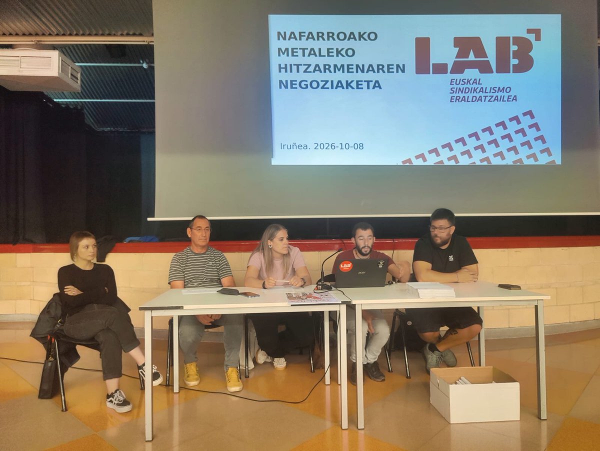 LAB_INDUSTRIA's tweet photo. ⚠️⚠️⚠️
Gaur Nafarroako metalgintzako batzarra burutu dugu 2027an negoziatuko den hitzarmena prestatzeko, bada garaia benetazko aurrera pausoak jasotzen dituen hitzarmena lortzeko.✊

Nafarroako metalean lan eskubide gehiago irabaztera goaz!💥✊ https://t.co/6woyYgIcpQ