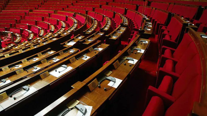 charlesSorgue's tweet photo. "L’Assemblée nationale rejette un amendement proposant l’expulsion définitive des étrangers condamnés pour violences sexuelles"
Bah, c'est pas grave, on fera des marches blanches pour des pauvres petites gamines violées et torturées.
Assemblée de crétins, de pourris! https://t.co/GQt06VU187