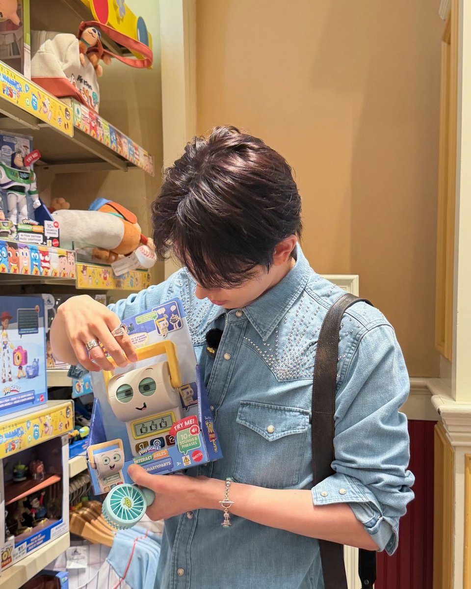 mesoxsimjy's tweet photo. ในที่สุดก็ได้หวีดรูปจากอฟช.สักที ㅠㅠㅠㅠㅠㅠ หล่อละมุนบอยมากๆ boyfriend material ของจริง🥺🥺 https://t.co/WWGhIqaFM4