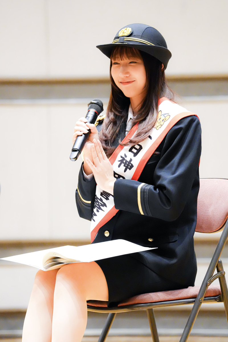 yano___22's tweet photo. 部下の悩みをしっかり聞いて寄り添って、最後には褒めてくれる蟹沢署長。

令和8年神田防犯のつどい

#蟹沢萌子
#ノイミー
#ノイミー_カメコ https://t.co/UfYIK8DLRz