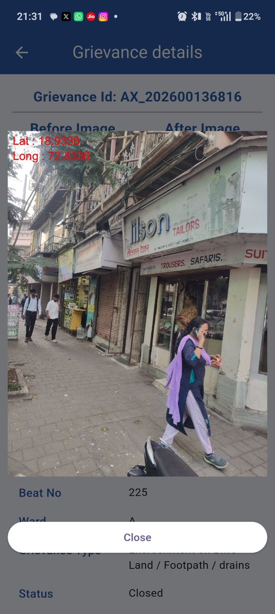 SayyedWarees's tweet photo. ILLIGALY ENCOURAGEMENT ON FOOTPATH BY BISLERI WATER 20L JARS DAILY WHICH RESIDANCE GIVING COMPLAINTS DAILY BASIS REGARDING THIS ADD-14 A SUKHIA BUILDING CASWASJI PATEL STREET 400001 PHOTOS ENCLOSED PEDESTRIAN FIRST POLICY
@mybmcWardA @mybmc yesterday complaint attend today same https://t.co/Xw0iTCbzTq