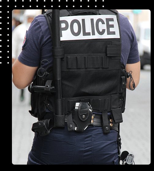 CBall_67250's tweet photo. Tout mon soutien aux policiers face aux #BlocusLycées . Courageux, professionnels et dotés d'une grande maîtrise, ils sont le dernier rempart contre la violence et la haine. Tolérance 0 quand on touche aux forces de l'ordre ! Donnons-leur les moyens de remettre de l'ordre. 👮‍♂️🇫🇷
#SoutienAuxPoliciers #PoliceNationale @alliancepolice @UNSAPOLICE
