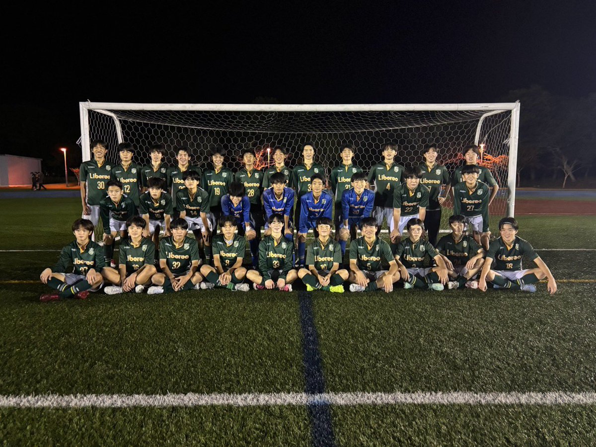 FC89014229's tweet photo. U-15 U-15L
vs JSC
最終節を勝利で終えることが出来ました。
結果は5位で初挑戦のTOPリーグを終え、来期もTOPリーグで戦うことが決まりました。
本当に全てがチャレンジでした。
あと一歩のところも沢山経験しました。
後輩たちに素晴らしい背中を見せてくれました。 https://t.co/Wfgn0AM6iK