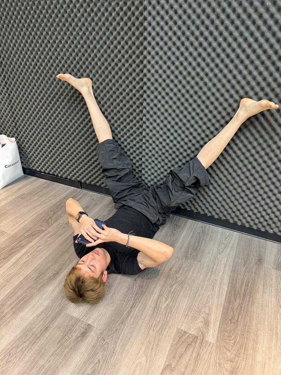 PROXIE_Official's tweet photo. #พ้อกสีขอยึดพื้นที่สักวันนะเบบี
#PROXIE_SpiritsAwaken
#PROXIEOnglee https://t.co/2ESWo6gICR