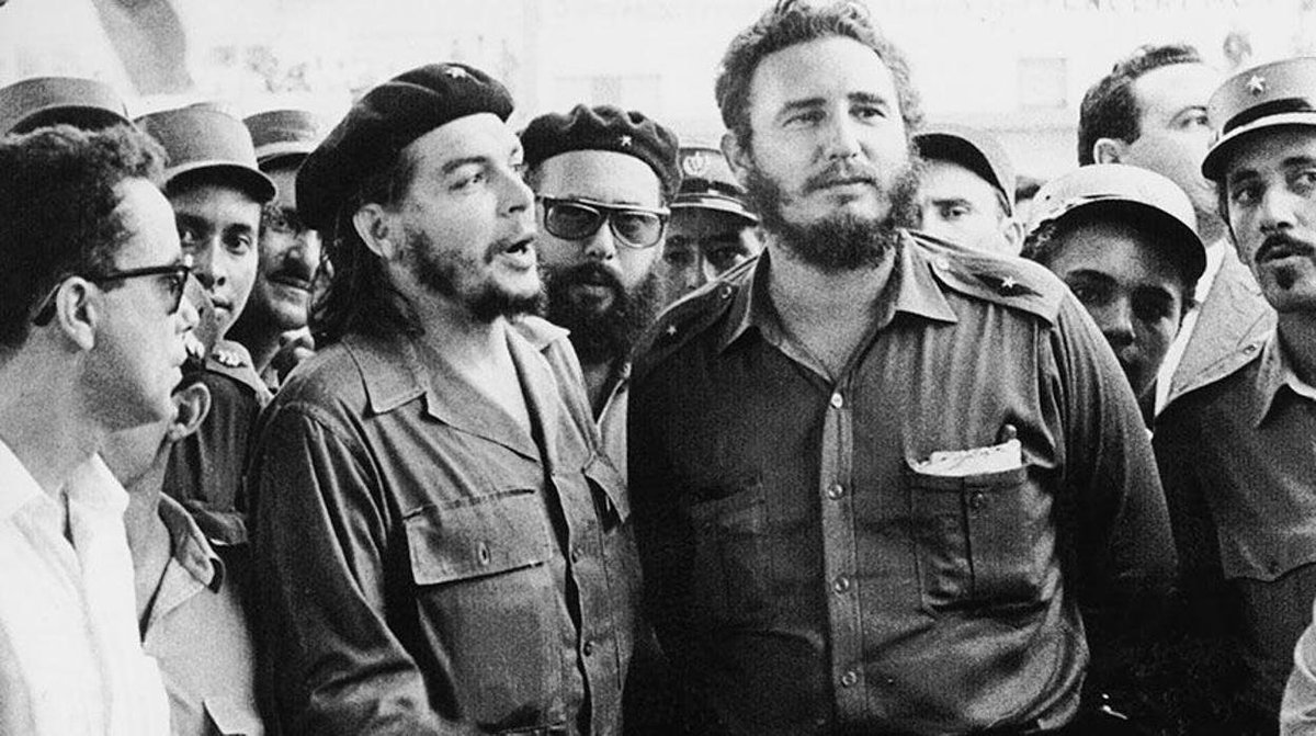 MINSAPCuba's tweet photo. 🎙️🇨🇺Fidel Castro: “Si hace falta un paradigma, si hace falta un modelo, si hace falta un ejemplo a imitar para llegar a esos tan elevados objetivos, son imprescindibles hombres como el Che, hombres y mujeres que lo imiten, que sean como él, que piensen como él.”

#100AñosConFidel https://t.co/yj0GIMuDTp
