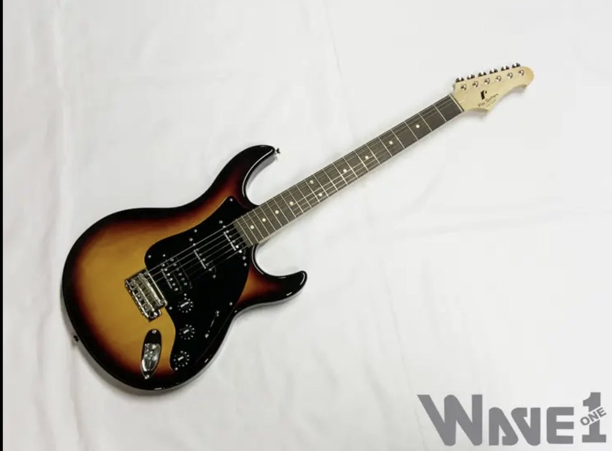 WAVE1_SHOP's tweet photo. 待望のFlur が入荷！！
国産ハイエンド色々取り揃えてます
良い楽器は弾き手の邪魔をしない　
ギターを真剣に選ぶ人のために、、

#Flur #エレキギター　#千葉の楽器店 https://t.co/6wu1fUtKRs