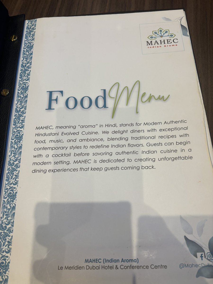 traceyjcott's tweet photo. Spicy crab soup, masala papad to begin #mahec #dubai https://t.co/ESbp6iPV7J