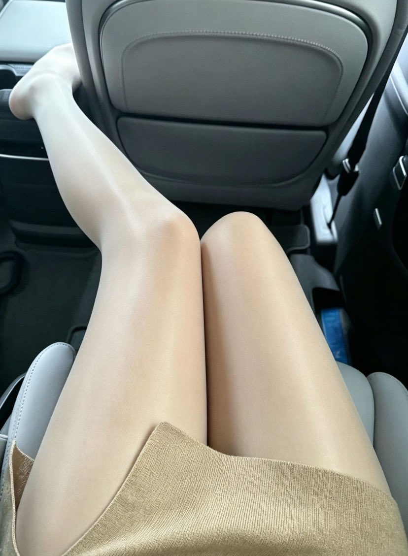 Risx27's tweet photo. お金なしでせックスしてください、、

うーん…もう別にナマでもいいです…
DMくださぁい😽💗 https://t.co/TiJYPEDlTZ