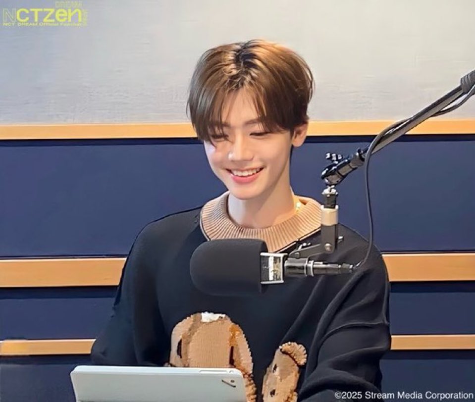 hourlyjaeminn's tweet photo. Drop the tags for radio Rabbit&amp;Cat today 💖

ON AIR WITH DJ JAEMIN
#うさねこ897
#ジェミンのうさぎちゃんねこちゃんラジオ https://t.co/RAXZT8YUGI