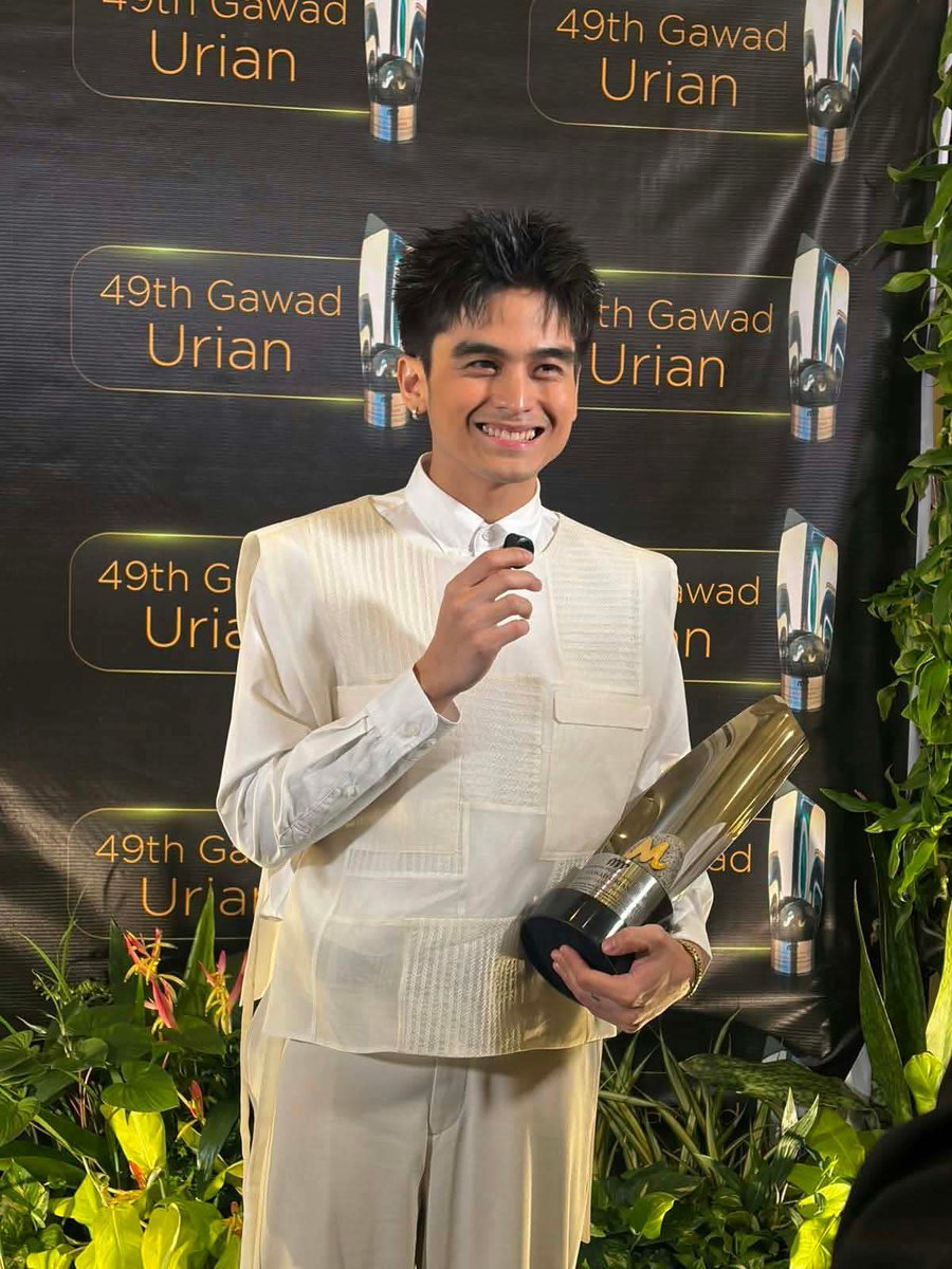 yrstrlywee's tweet photo. Thank you, Lord! Sobrang thank you! 🥺💙 

WILL ASHLEY URIAN AWARDEE https://t.co/IWXWOKbhBA