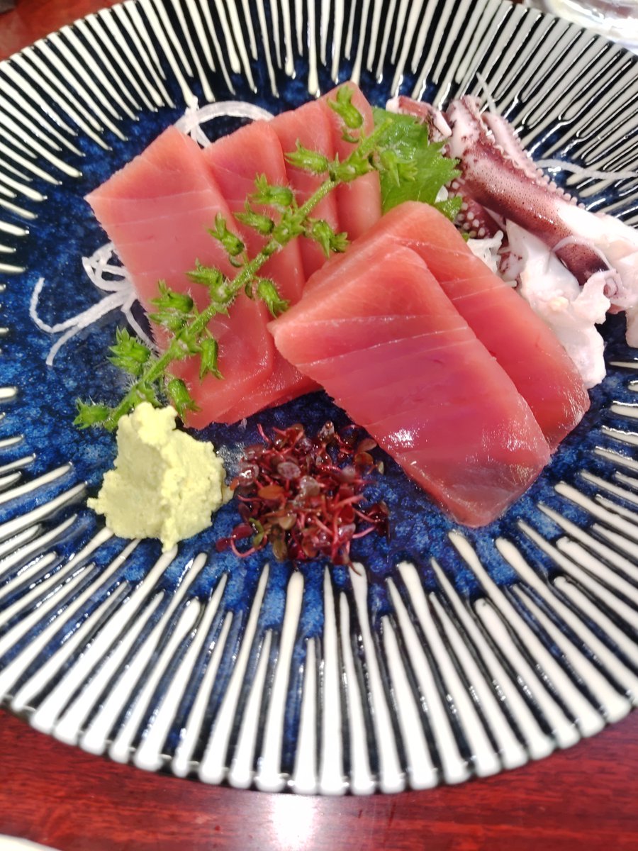 taka_yuki_asai's tweet photo. 自分を

肝臓だと思いなさい

どんな名言も

伝えるタイミングだと思うんだ

余計な一言は言わない

大切な一言は伝える

言葉が染みるてそゆことだと思った

いつかはボクもそういうおじさんになりたい

心の底からそう思います https://t.co/ECNQPJXQHD