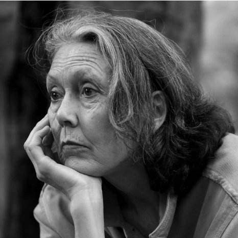 Bibliomaniatico's tweet photo. ¿Qué libros de Anne Carson, la nueva ganadora del Premio Nobel de Literatura 2.026 llegaron a leer? https://t.co/COv2Flx7vJ