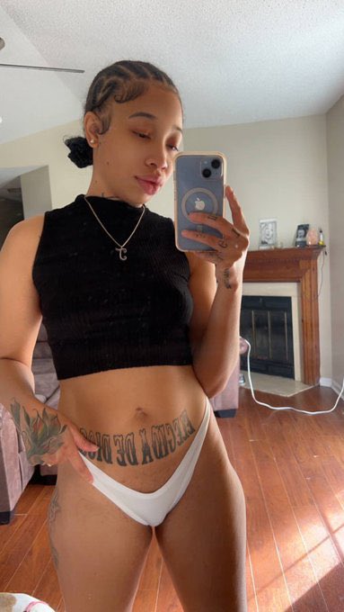 torifreaky8's tweet photo. FaceTime calls 😍😍 $50 watch me play wit it ( CHIME ONLY) #fyp
#meetuplatinagirls
#carsex
#10minsaway
#blowjob https://t.co/1zcb77GwS0