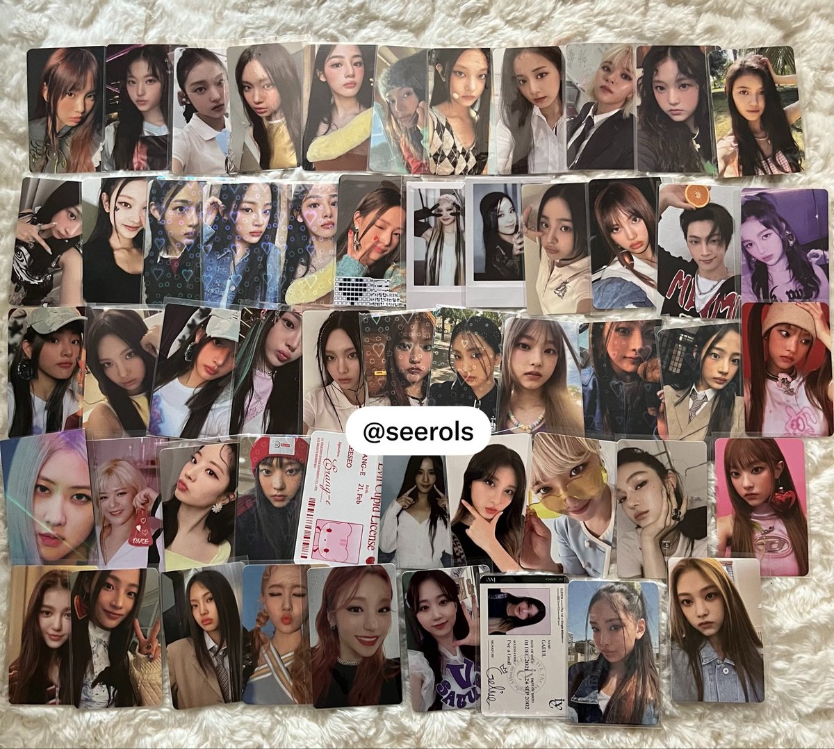 cloudy89_'s tweet photo. ꒰ wts want to sell lfb 🛒——🏷️꒱

sharing take all aab ive enhypen nj Twice blackpink aespa stay yeji nmixx

{💰} 10k/ea , rd ina
{🧺} exc pack + admin shopee + fee pc (2k/pc) 
{‼️} ada GO line 
{🏠} garut https://t.co/E4wi1k379M