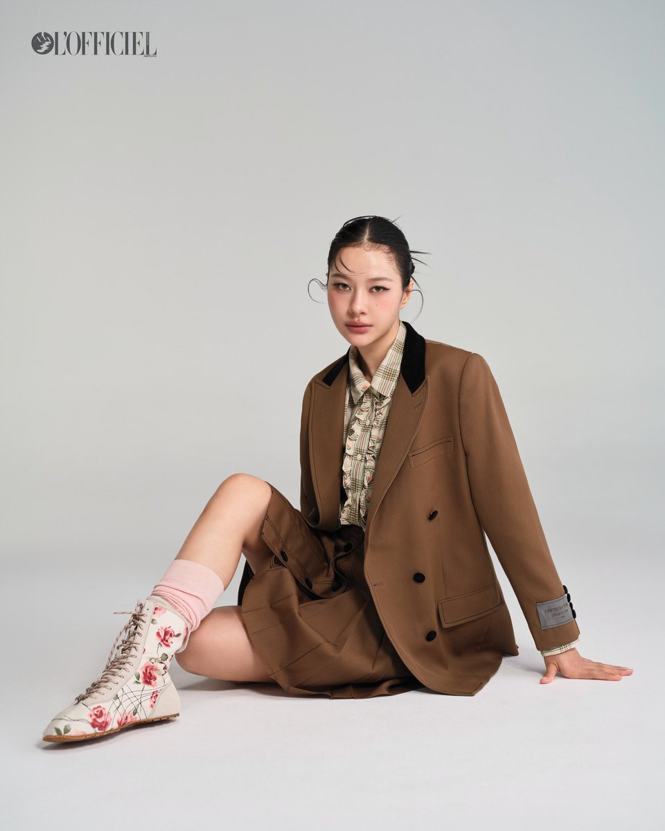 OneilyMusic's tweet photo. Milk Pansa is a beauty in L’OFFICIEL Singapore with Onitsuka Tiger. https://t.co/BkwjvNDOpF