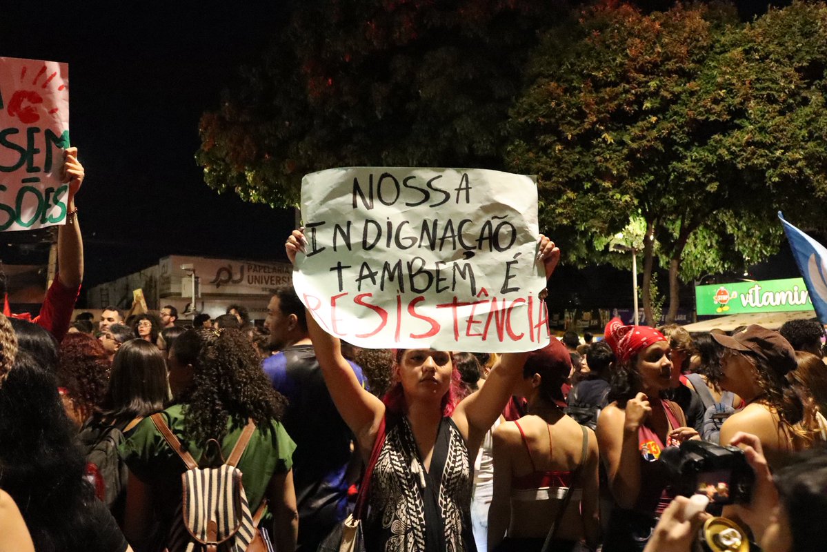 marantuh's tweet photo. JUVENTUDE GOIANA PELA DEMOCRACIA 
DOMINGO TEM MAIS!!! https://t.co/lBdqTg7jZi