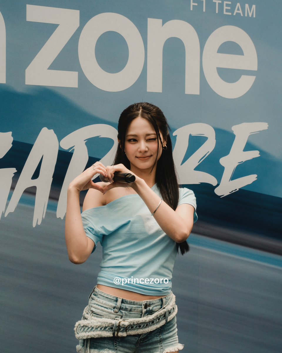 princexzoro's tweet photo. 20261008 TZUYU AT THE GRAND PRIX TZUYU FOR WILLIAMS RACING

#WilliamsXTzuyu #DandadanXTzuyu

#TZUYUxWilliamsF1xDanDaDan #TWICETZUYU #TWICE https://t.co/jNkBVam1TY