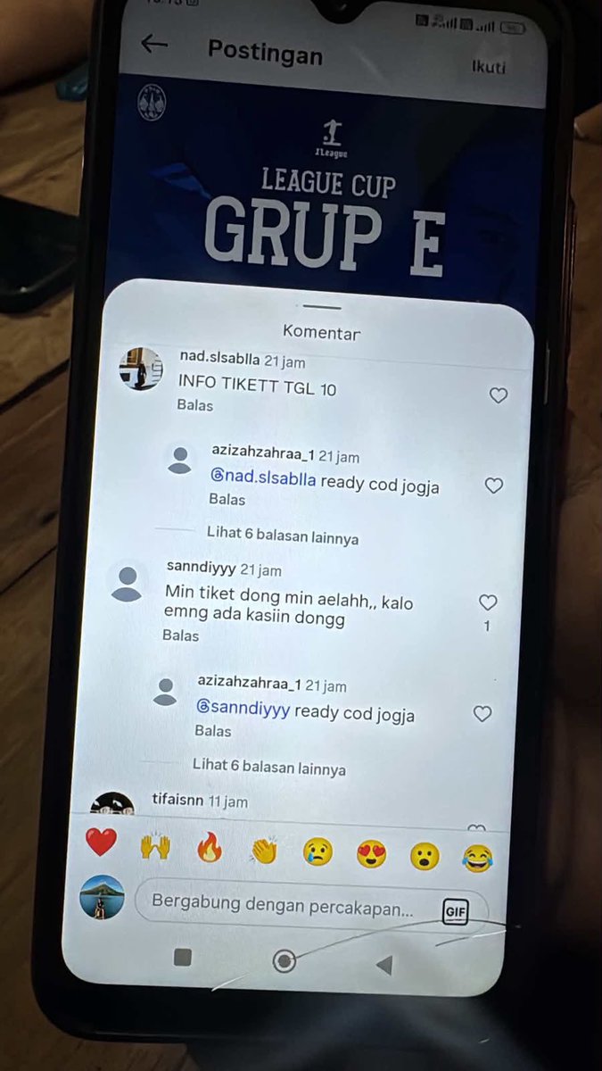 mataramhorde_'s tweet photo. HATI-HATI PENIPUAN TIKET YA, INI ADA DENGAN MODUS DP DULU TERUS DENGAN DALIH MASUK KE GRUP UNTUK DI LIST (FOTO SEKALI LIHAT) DAN DI GRUP ITU MENGGUNAKAN LOGO KAMI. DENGAN TEGAS KAMI NYATAKAN KAMI BUKAN BAKUL TIKET ! DAN KAMI TIDAK ADA DI TIMUR / SELATAN. https://t.co/Nic38bSTew