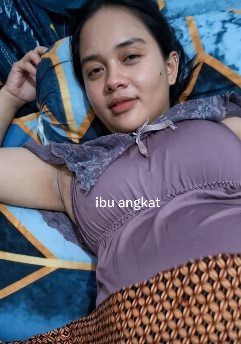 senazho's tweet photo. mana tahan,bu..
https://t.co/dFJY7RgB20 https://t.co/3brE5Es6N4