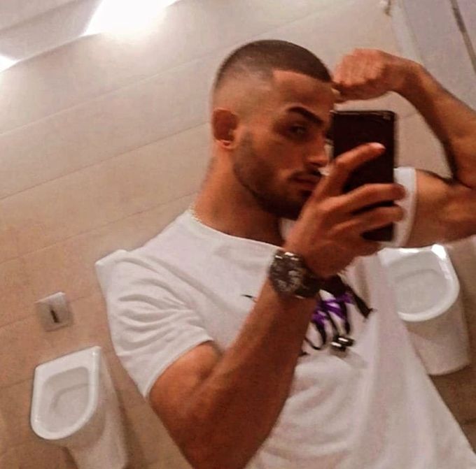 Onlystr8_guys's tweet photo. Neko u Bgu raspoložen za bleju DM ;) https://t.co/uqHXswffbc