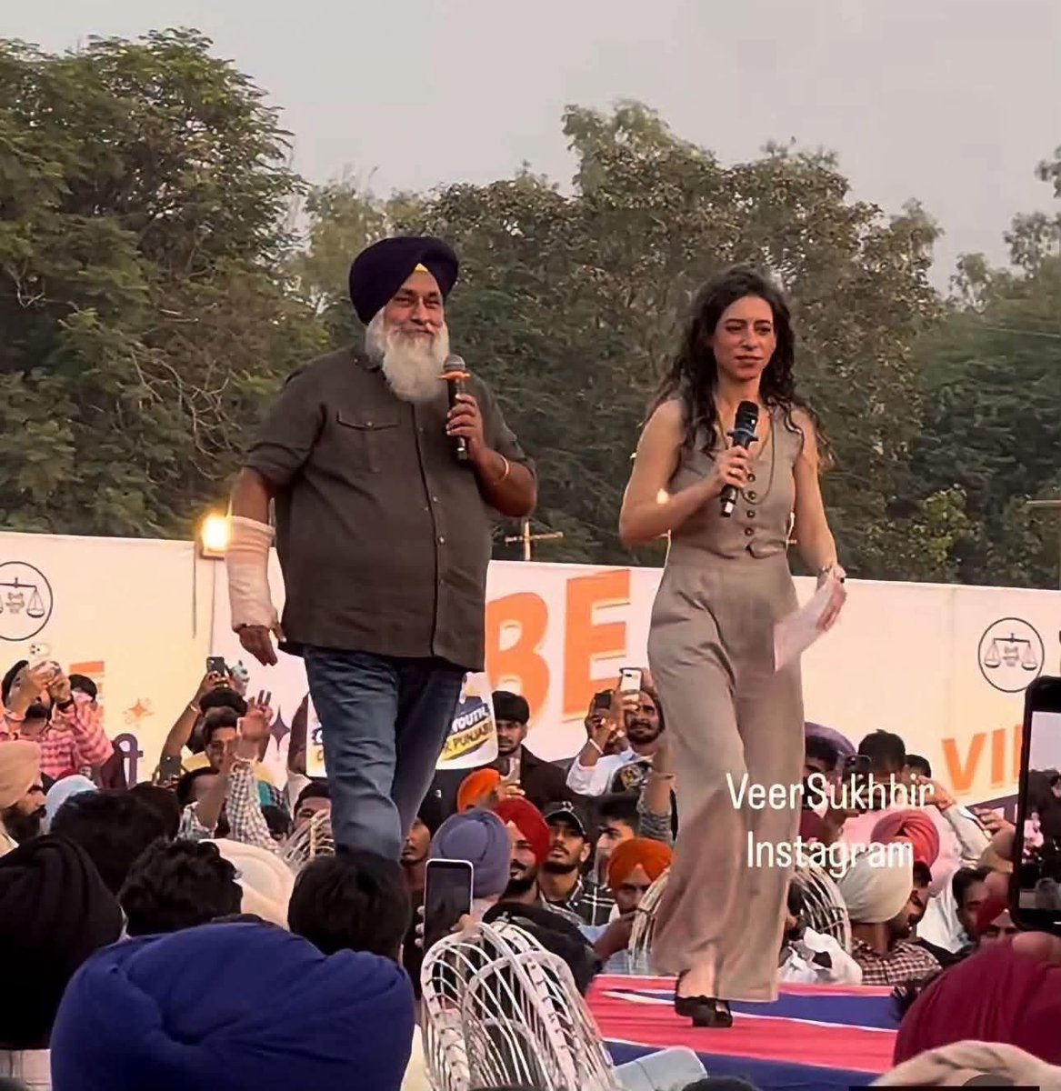 jagtar201's tweet photo. Ancestors of Shiromani Akali Dal @Akali_Dal_ , party with glorious history of struggles and sacrifices would never have visualised its such a downfall. Unfortunate. https://t.co/GQTa2UfYr8