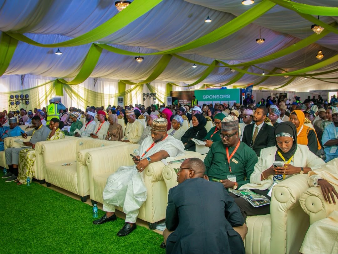 dadeen__'s tweet photo. @AwwalShukrah @KadRealEstate26 More faces, more connections, more conversations.

The #KRES26 community continues to grow as people come together to learn, connect, and shape the future of real estate in Kaduna.

#KadunaRealEstate https://t.co/IIUPvslSDK