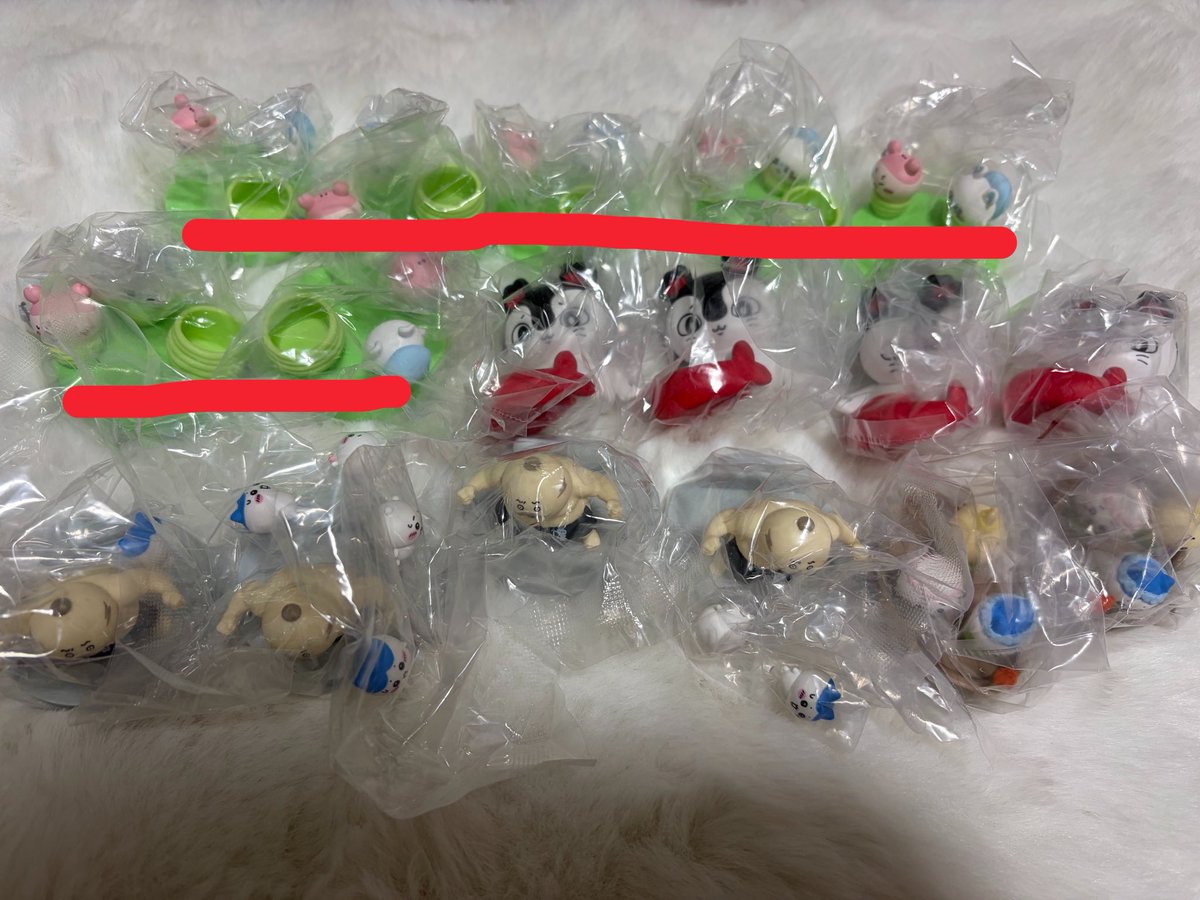 1129Neco's tweet photo. ちいかわ　デスクトップフィギュア　ボンボンドロップチャーム　マリオ　ズートピア　エモきゅん　サンリオ　ぷちきゅあ　たまごっち　めじるし　

譲)画像1〜4
求)定価+送料>異種モモンガ
（赤線多数お引取優先）

お断りの際はお断りの際は♡
郵送、難波手渡し可能です。
よろしくお願いいたします。 https://t.co/hFSqnW9Xe7