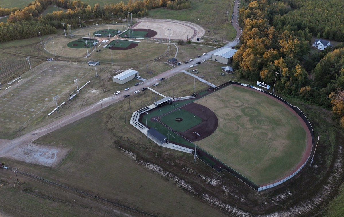 GetFarmStrong's tweet photo. “THE FARM” https://t.co/WKOTpdiBpw