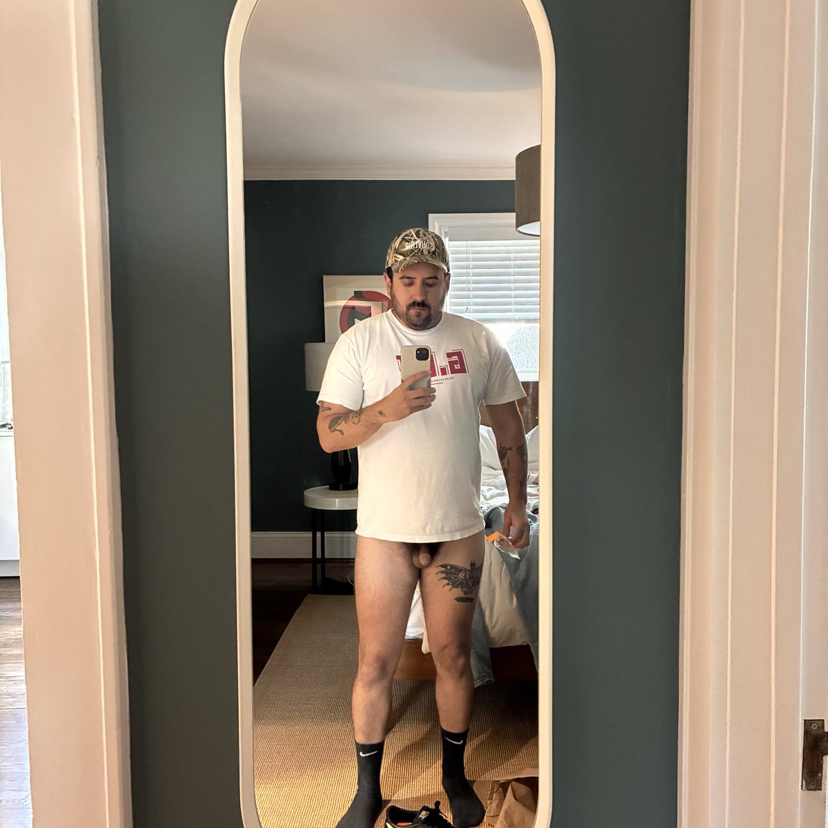 doughboyatlanta's tweet photo. shirtcocking https://t.co/PeBhardD5l