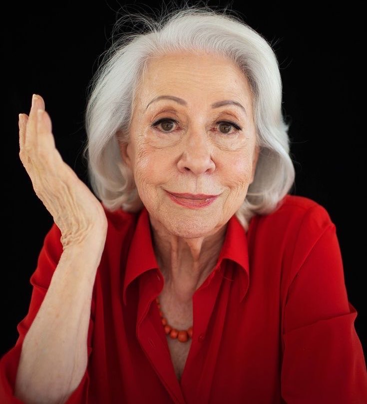 PortalBabados's tweet photo. 🚨Fernanda Montenegro sai em apoio a Lula e destacou a defesa da democracia: "A vitória de Lula, nesta eleição, é a vitória da nossa liberdade. Lula é um democrata visceral." https://t.co/iDXQcOAqlH