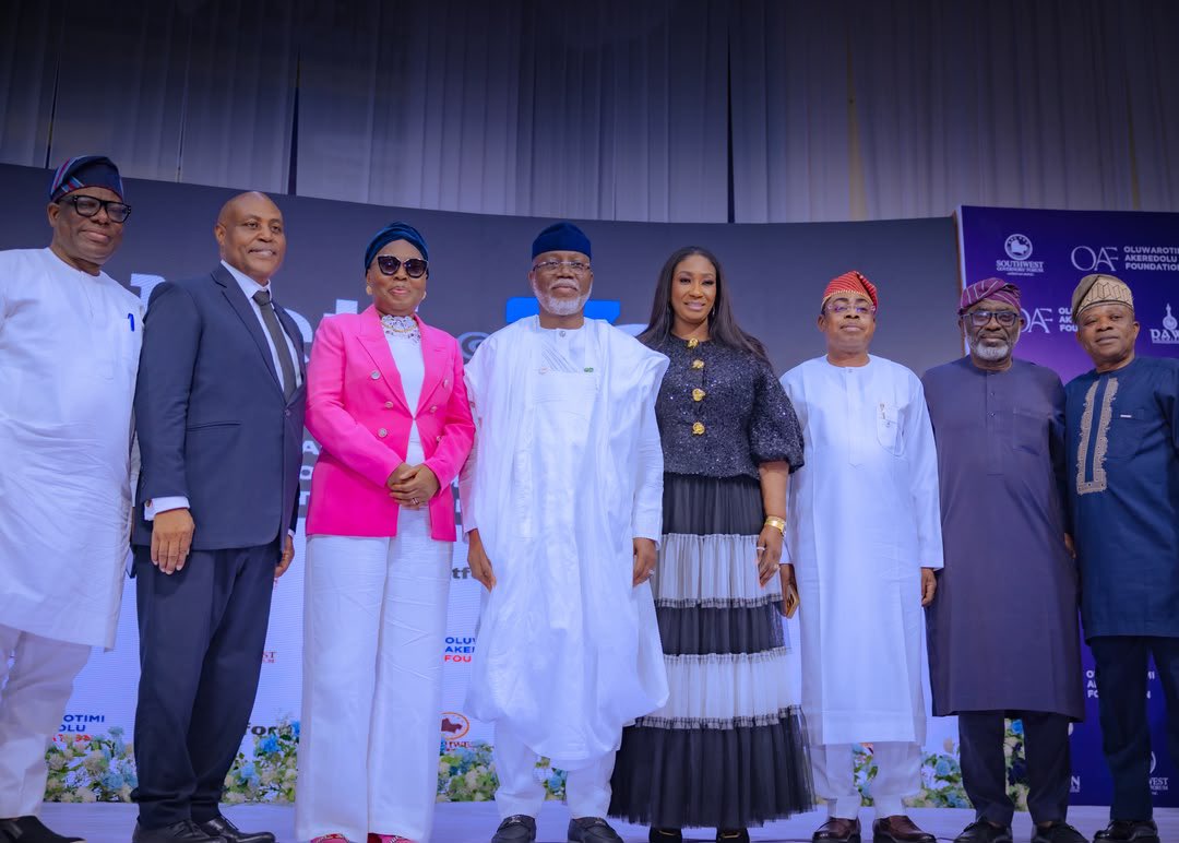 OndoStateOnline's tweet photo. AKEREDOLU’S STATE POLICE DREAM WILL BECOME REALITY, SAYS GOV AIYEDATIWA

Ondo State Governor Lucky Orimisan Aiyedatiwa has said the late Governor Oluwarotimi Akeredolu’s advocacy for State Police and a decentralised security architecture continues to influence Nigeria’s national policy and constitutional discussions.

Speaking at a colloquium in Ibadan marking Akeredolu’s 70th posthumous birthday, Aiyedatiwa described his former principal, whom he called “My Oga,” as a courageous public servant whose commitment to true federalism and security reform went beyond rhetoric.

The Governor highlighted the creation of the Amotekun Corps by South-West governors as a practical expression of Akeredolu’s belief that communities should play a meaningful role in their own security. He said recent security operations involving Amotekun and other agencies in Ondo forests further demonstrated the importance of local intelligence and participation.

Aiyedatiwa said President Bola Ahmed Tinubu’s administration had shown commitment to moving the State Police debate toward institutional reform. He stressed that any State Police framework must include credible recruitment, proper vetting, professionalism, accountability and public trust.

He said the best way to honour Akeredolu would be to build a Nigeria that is safer, more federal, more just and responsive to its citizens, rather than limiting his legacy to ceremonies and monuments.

Other speakers, including Ogun State Governor Dapo Abiodun, former Ekiti Governor Kayode Fayemi, Lagos Governor Babajide Sanwo-Olu and Ekiti Governor Biodun Oyebanji, also paid tribute to Akeredolu’s advocacy for security reform, regional integration and good governance.

Abiodun, who chairs the Nigeria Governors’ Forum Committee on State Police, said the country needs 554,353 additional police personnel to meet the UN-recommended police-to-citizen ratio and called for comprehensive reforms to make State Police effective and sustainable.

The colloquium brought together government officials, political leaders, legal practitioners and members of Akeredolu’s family to reflect on his contributions to security, federalism, justice and governance.