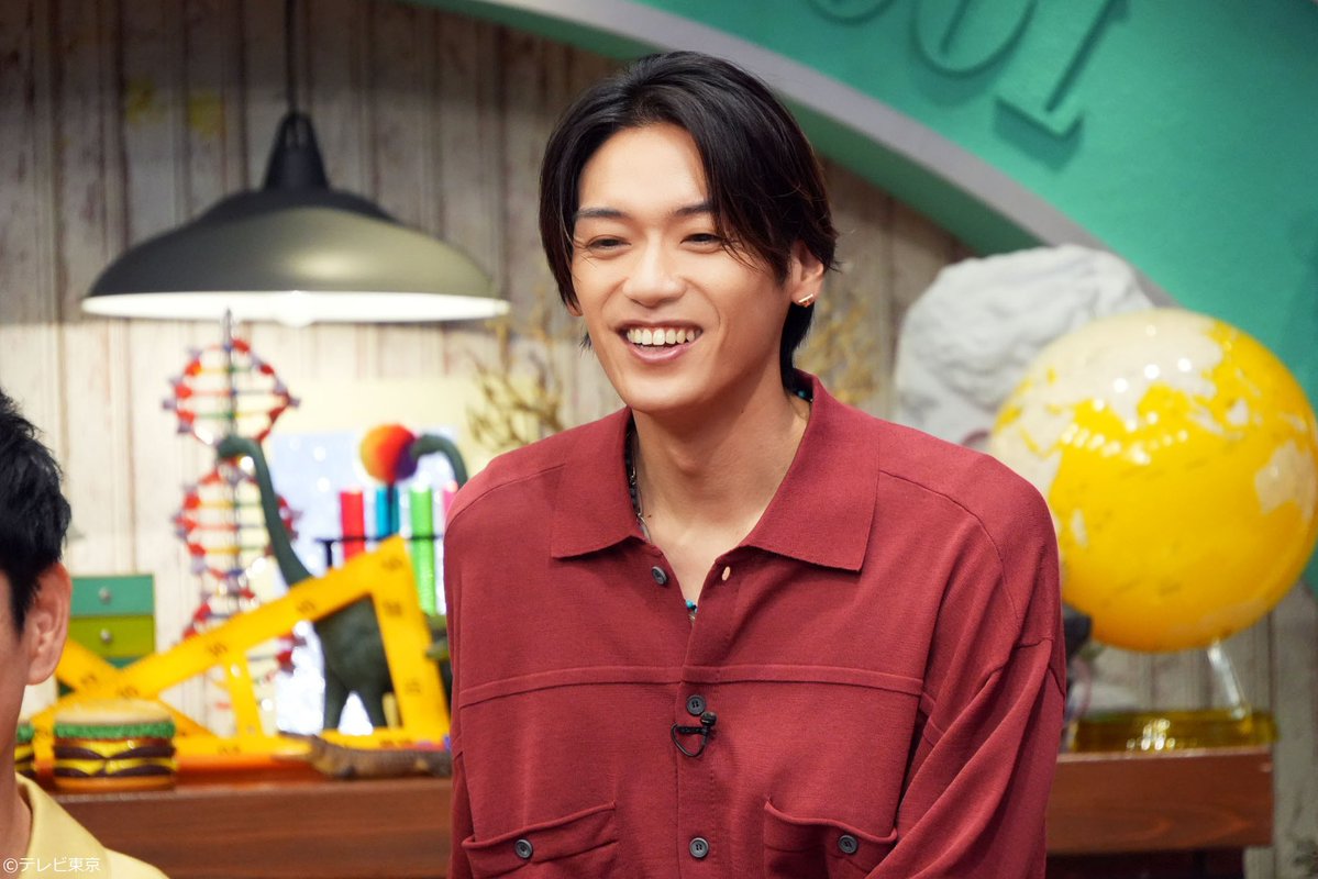 tokorosan_tx's tweet photo. 【今週のそこんトコロは⁉️】

豪華ゲスト3人！
#沢村一樹 さん✨
#的場浩司 さん✨
#佐々木美玲 さん🍞

🔐開かずの金庫を開けろ💰
京都・伝説の豪商宅から
番組史上最高レベルのお宝が…!?

🚄驚きの遠距離通学🎒
中学1年生が新幹線で往復5時間!?

今夜7時25分から！2時間半SP📺✨ https://t.co/RlJZDTTaqU