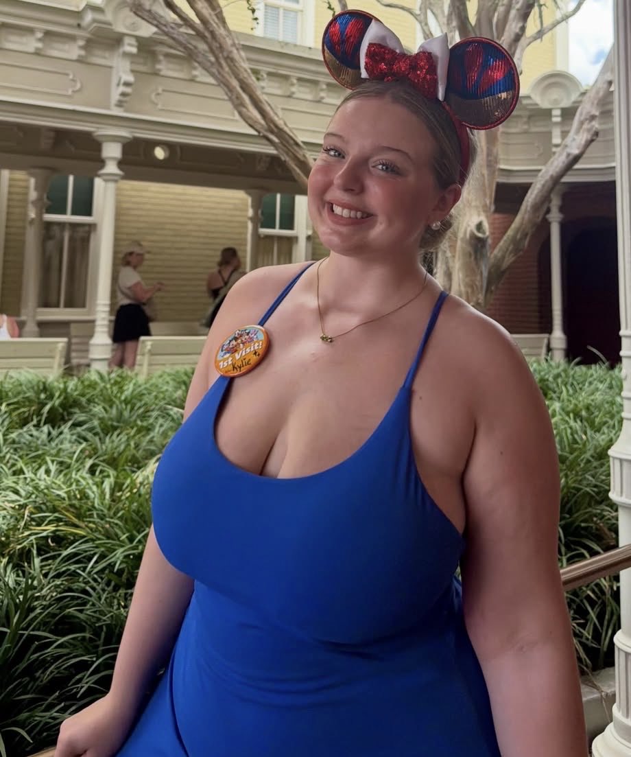 CurvySorority's tweet photo. Kylie | West Virginia https://t.co/cafScijbOt