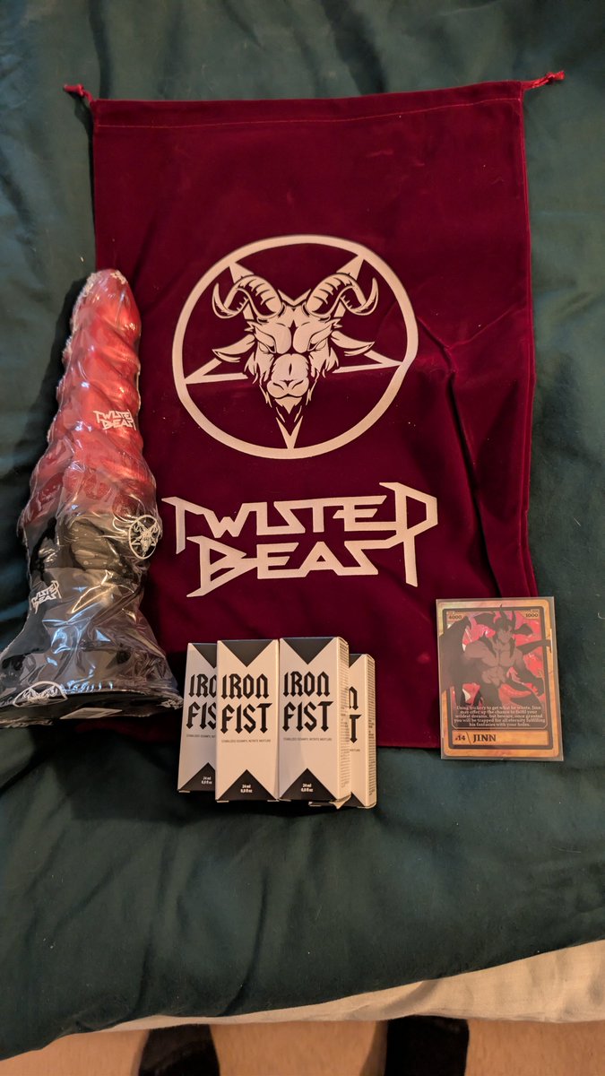 Thicke_Thighs_'s tweet photo. Well this is going to be fun. Treated myself to some @TwistedBeastUK goodies to help me on my #Fisting journey https://t.co/mXBJCVfEgV