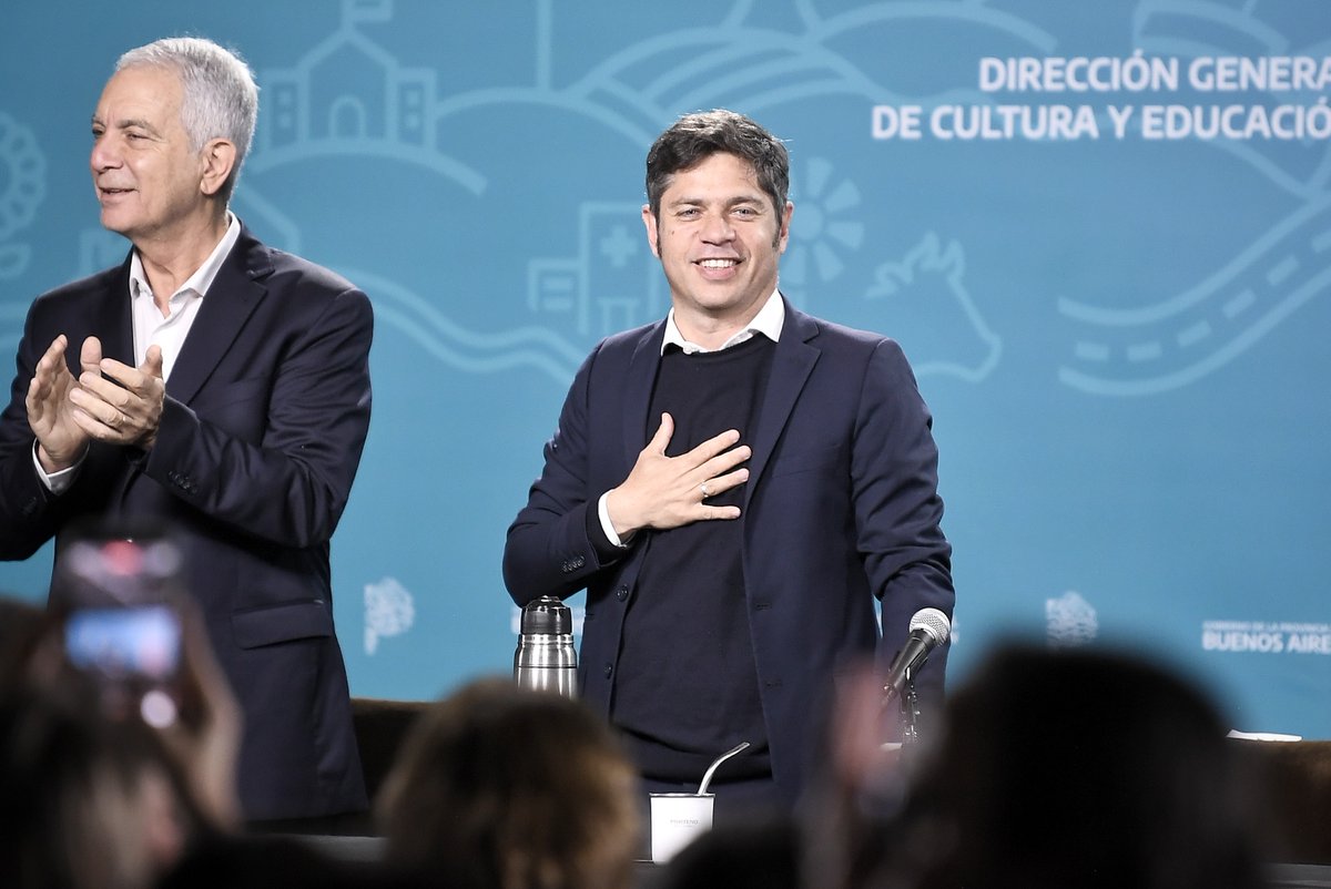 BorginiPedro's tweet photo. Hoy participé del acto por los 150 años de la aplicación de la Ley 988, junto al gobernador @Kicillofok  y el intendente de La Plata, @Julio_Alak  

Una fecha que nos recuerda el camino que recorrió la Provincia de Buenos Aires para consolidar la educación pública y gratuita como un derecho fundamental.