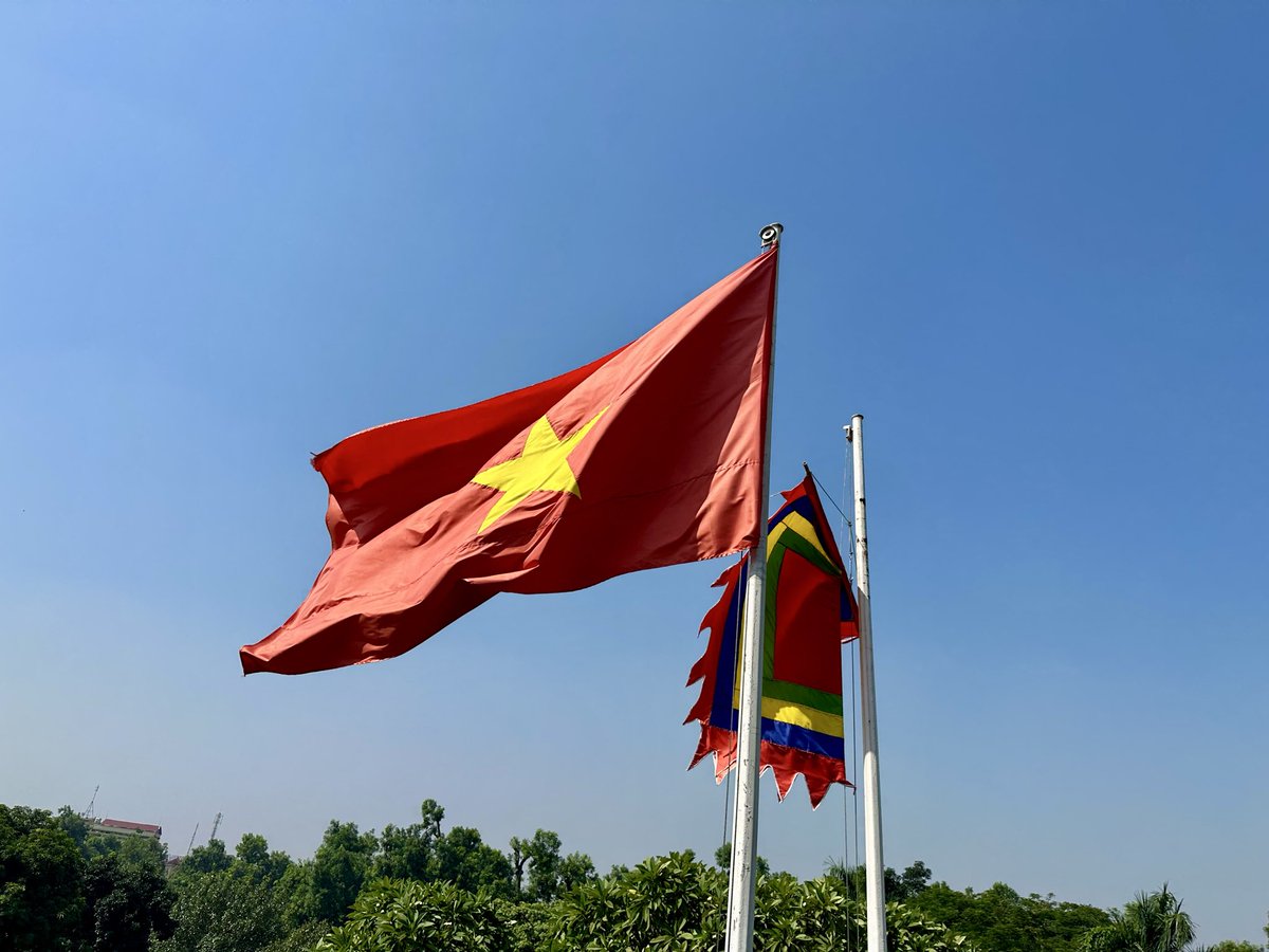 i5yvf0's tweet photo. 今、🇻🇳にいます🥰 https://t.co/gn7gt1Lsye