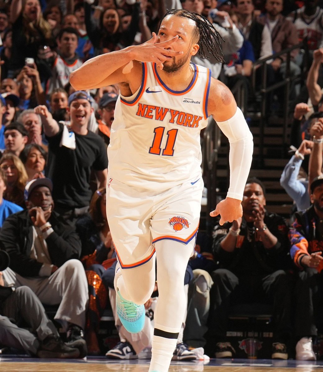 JustFreshKicks's tweet photo. This Jalen Brunson Knicks rug 🔥🗽 https://t.co/JBGvTLRYng