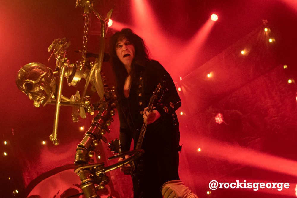 KNAC's tweet photo. W.A.S.P., KK’s PRIEST In Boston, MA With Photos! The Electric Circus Relives The Eighties At The House Of Blues In Boston On September 29th. https://t.co/j6Sfk0L17U  @WASPOfficial @KKsPriest #KNAC #WASPband #KKsPriest https://t.co/CAWc8u5Noh