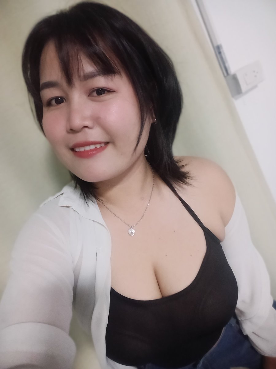 awaritha's tweet photo. น่ารักขนาดนี้ ..พอเป็นแฟนพี่ได้มั้ยคะ?? 🤤🤭 #สาวอวบ #ต้าวอ้วง #Dm #โสดดด #สาวอวบน่ารัก https://t.co/VmbVVRQXWV