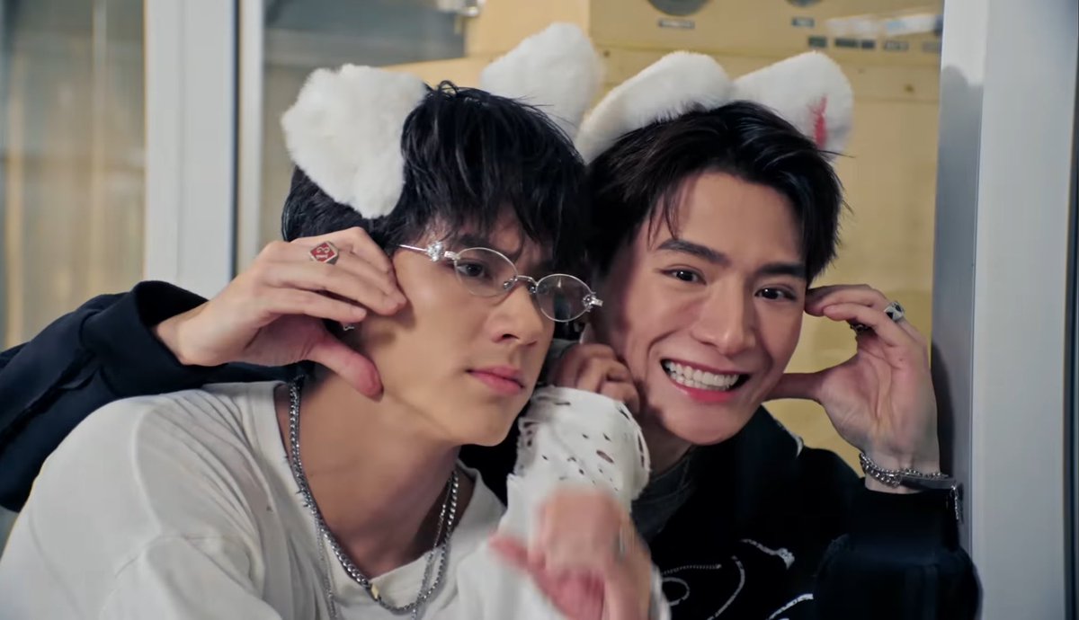 phailin_022's tweet photo. เหมือนข่ะ ใครขอตรวจDNAมีโกด🤧 https://t.co/oiuBwl3h4i