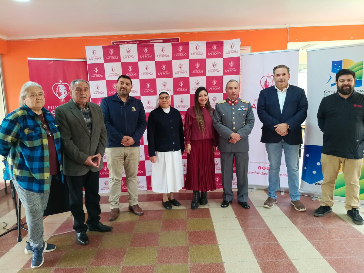 CORECoquimbo's tweet photo. ❤️👵👴 Se realizó una actividad junto a la Fundación Las Rosas para destacar el proyecto “Vida Plena”, iniciativa que busca mejorar las condiciones de atención y calidad de vida de 97 adultos mayores en situación de vulnerabilidad de la Región de Coquimbo. https://t.co/NAOAqZj75p