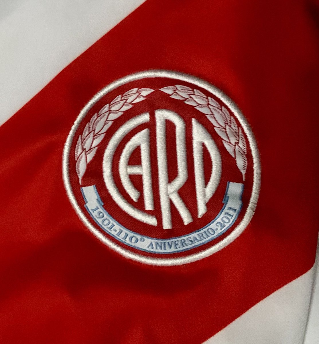Ramonista_'s tweet photo. La elegancia hecha escudo. https://t.co/SqNIxMFT8n