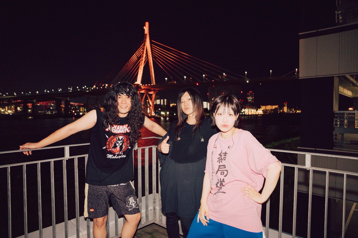 yabaT_official's tweet photo. 26.10.8 大阪・Zepp Osaka Bayside
#マジタンツアー 6日目✨
📸 @__tpwbo https://t.co/klda5wYE7J