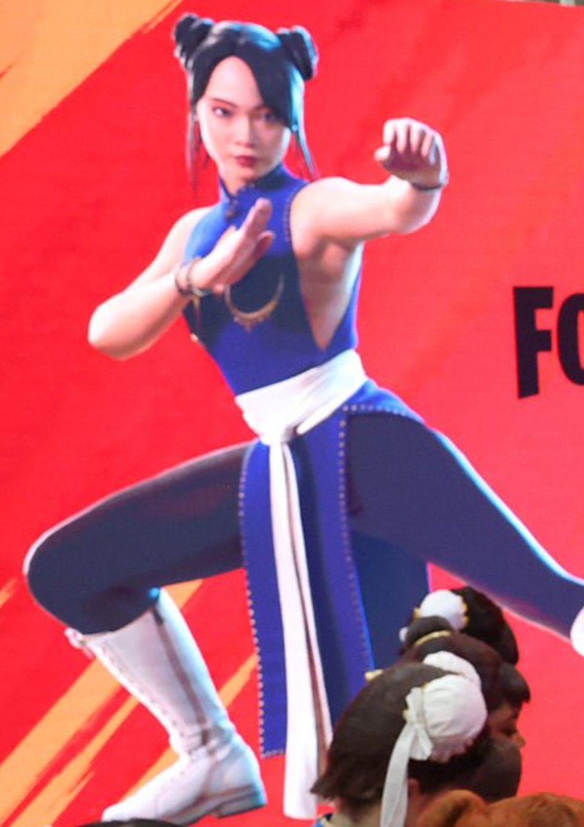 ShiinaBR's tweet photo. STREET FIGHTER MOVIE COLLAB REVEAL WITHIN 24 HOURS

- "Live Action Street Fighter Bundle"
- 2 Skins, 2 Backblings, 2 Pickaxes, 1 Emote
- Available on Saturday https://t.co/2lrMBBMjCN