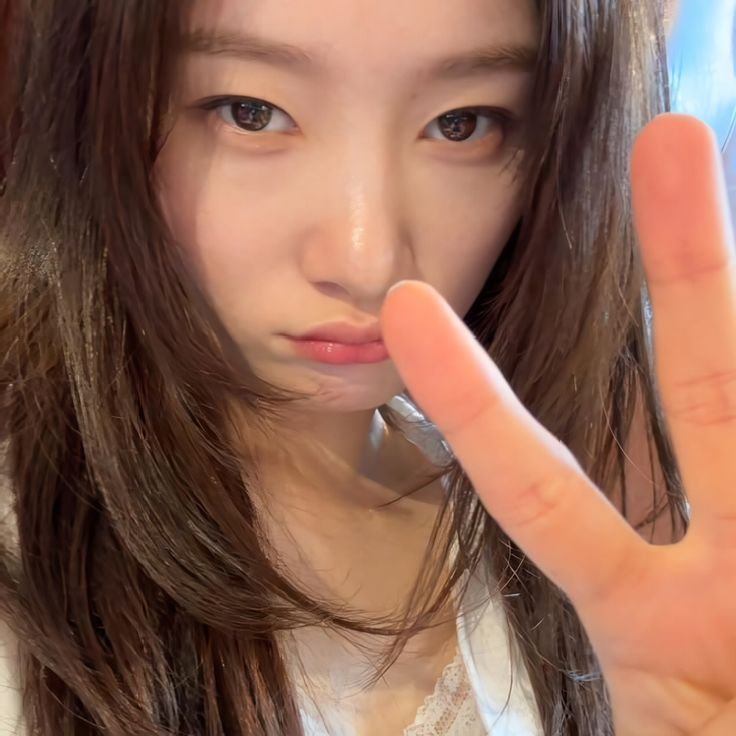 chaeyeronn's tweet photo. Malemmm https://t.co/1U6kls2ZPn